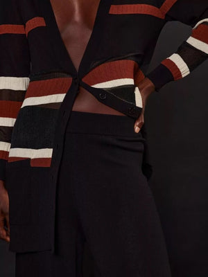 Hose - schwarz mit Streifen - a simple story