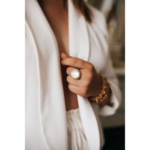 Ring Duchesse - Perlmutt - a simple story