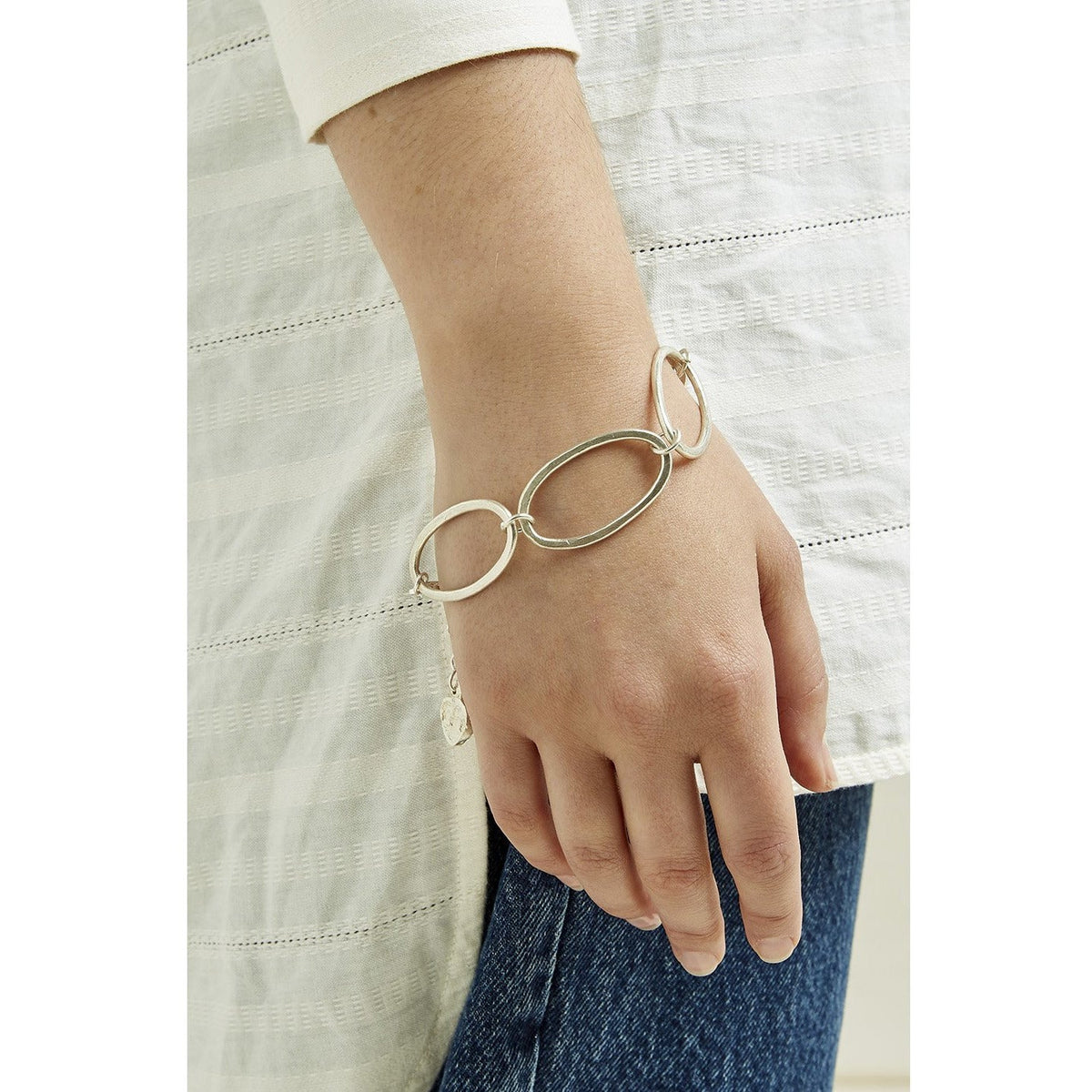 Armband Linked Ovals - a simple story