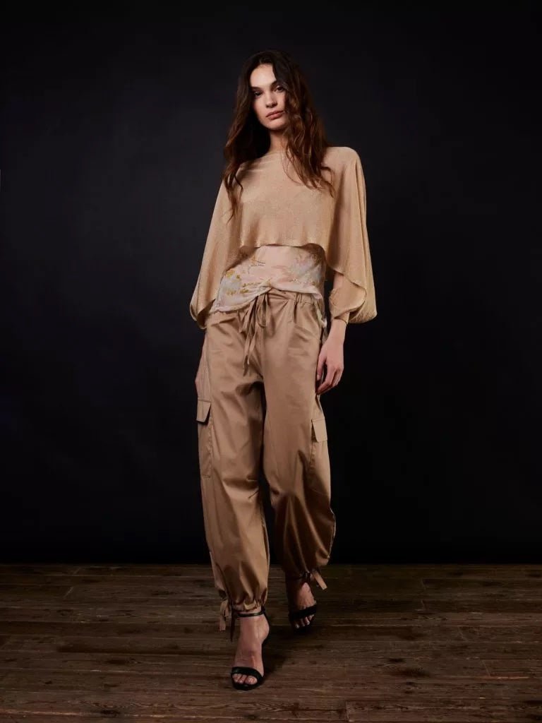 Cargo Hose - camel - a simple story