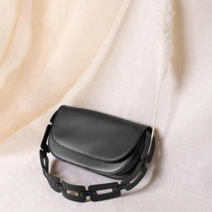 Handtasche Inez - Black Small Recycled Vegan - a simple story