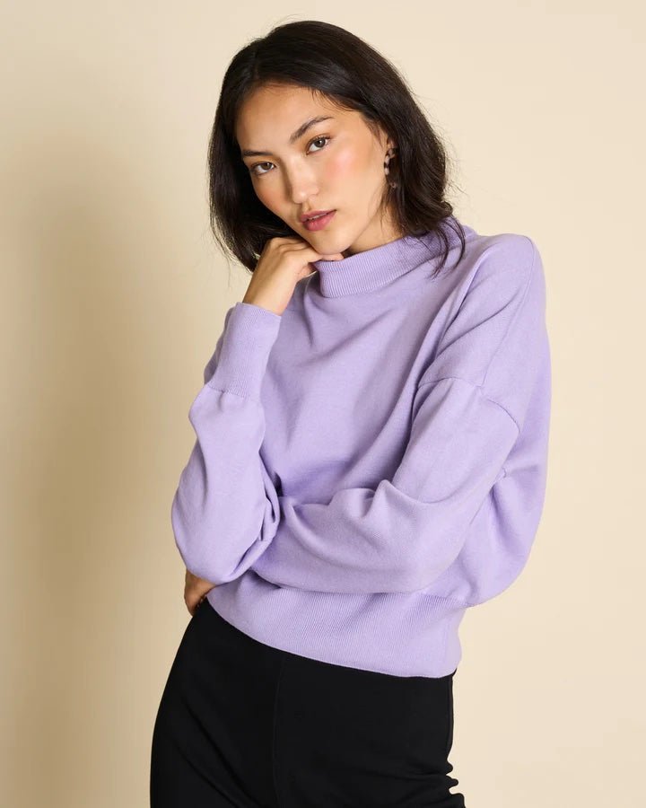 Jumper Yin - lavender - a simple story