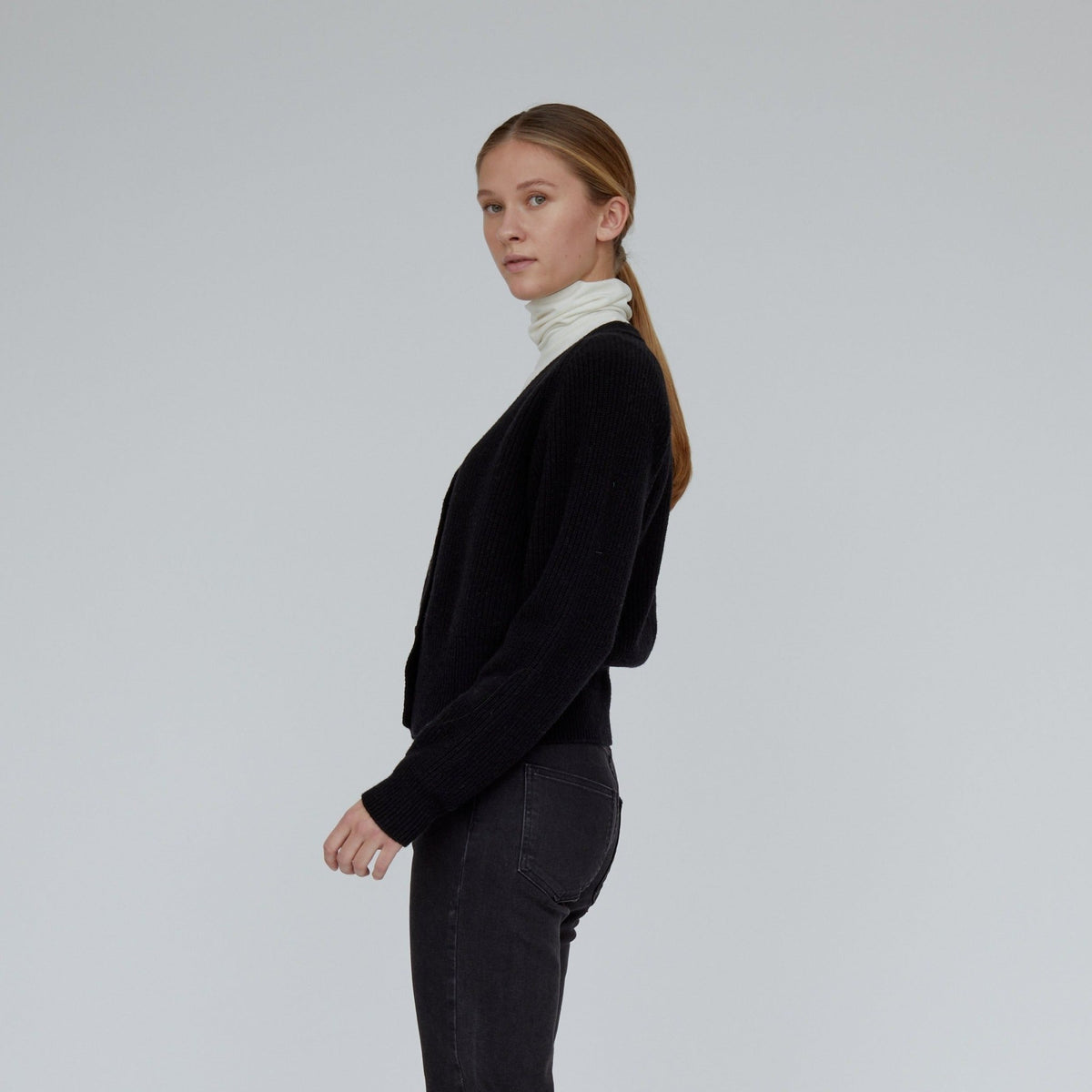 Lise Cardigan - Black - a simple story