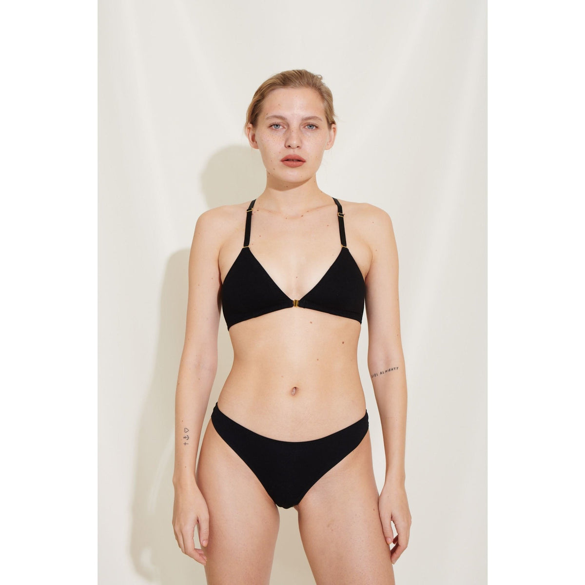 Mia Bra - schwarz - a simple story