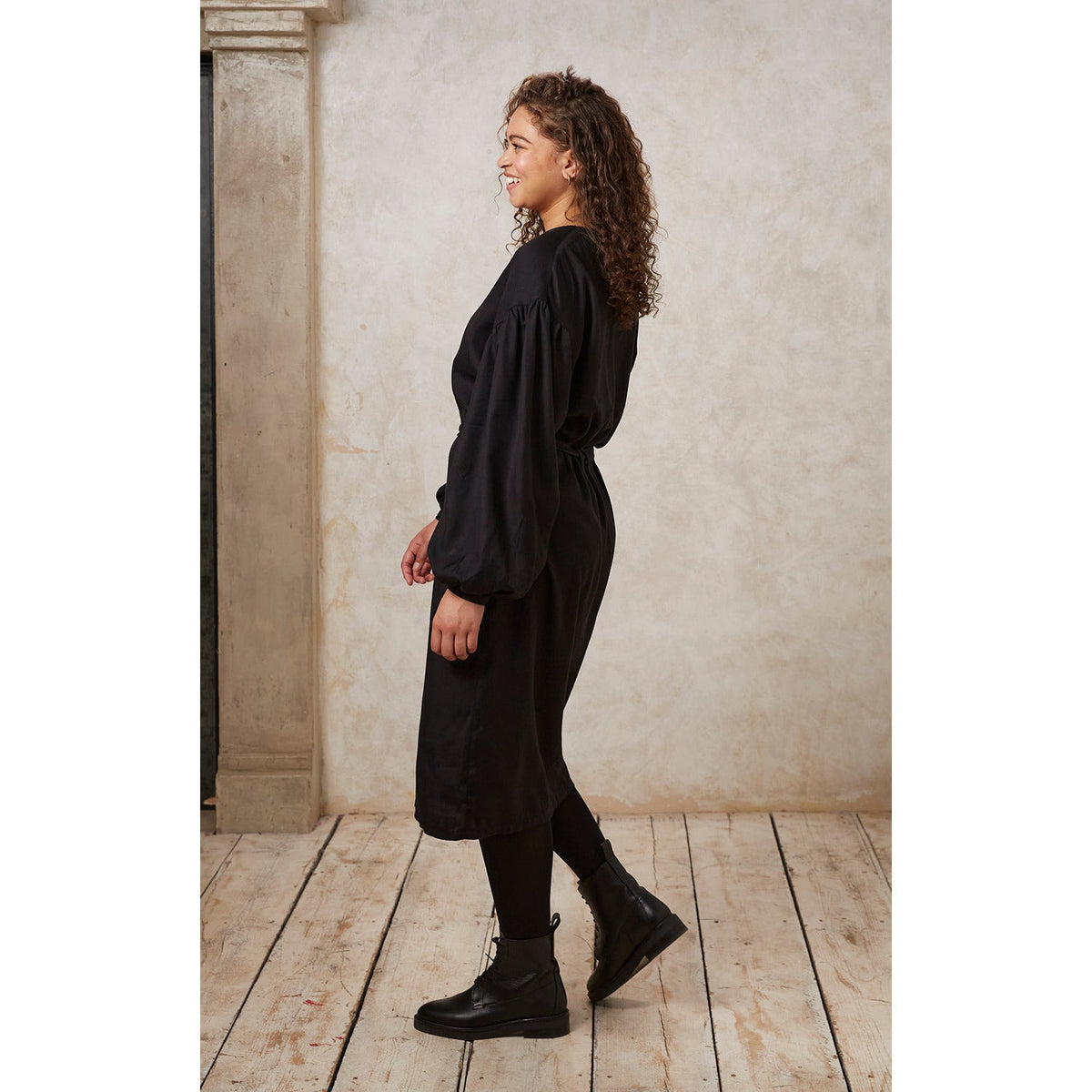 Ripley Dress - Black - a simple story